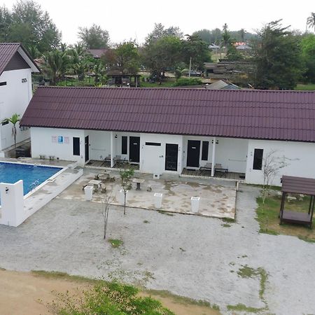 Kamalia Villas Kampung Penarik Luaran gambar